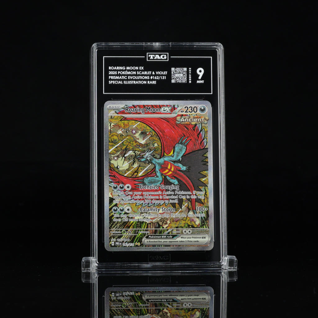 Roaring Moon ex 162/131 Special Illustration Rare – TAG 9 Mint – 2025 Pokémon Prismatic Evolutions